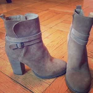 Lucky Brand tan booties